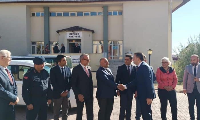 İLÇEMİZDE YENİ DÖNEM: KAYMAKAM FATİH KAYA GÖREVE BAŞLADI