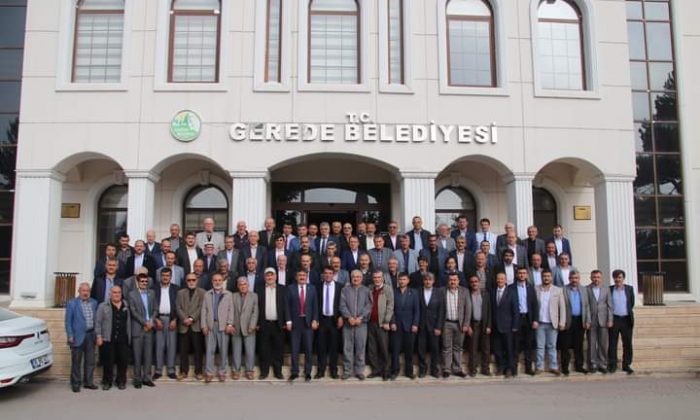 “MUHTARLAR KÖPRÜ VAZİFESİ GÖRÜYOR”