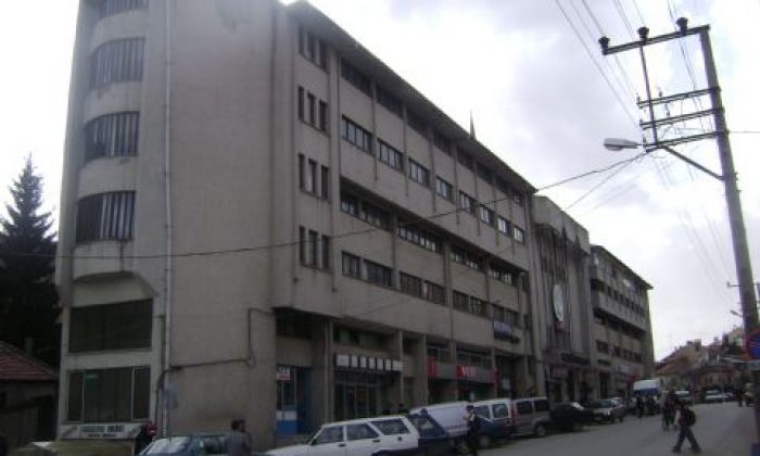 KENDİ KENDİNE YIKILMASI MI BEKLENİYOR?