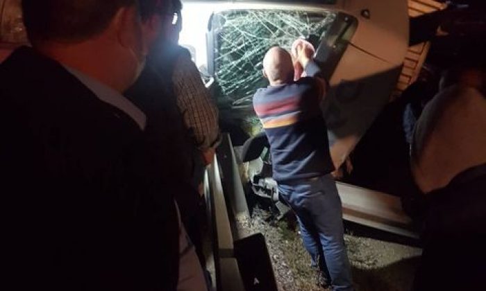 BALIK YÜKLÜ TIR GEREDE-SAMSUN YOL AYRIMINDA KAZA YAPTI