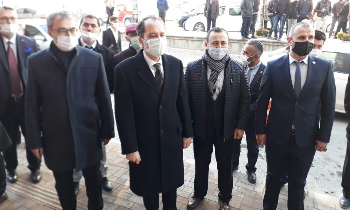 FATİH ERBAKAN’A GEREDE’DE YOĞUN İLGİ GÖSTERİLDİ