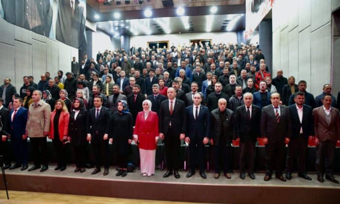 MHP ADAYLARINI TANITTI