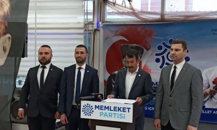 ÜÇÜNCÜ BİR YOL VAR DEDİLER