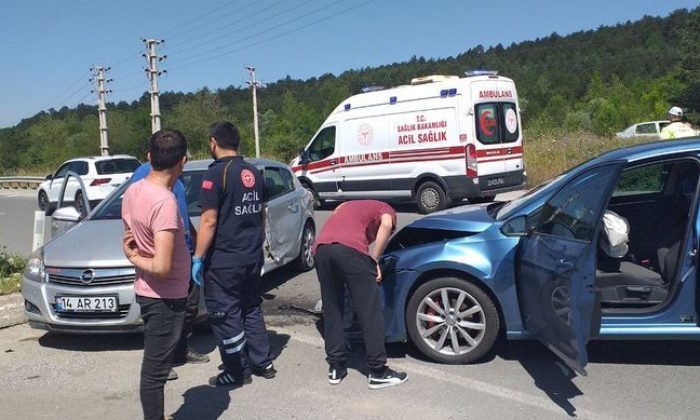 YENİÇAĞADA KAZA: 2 YARALI
