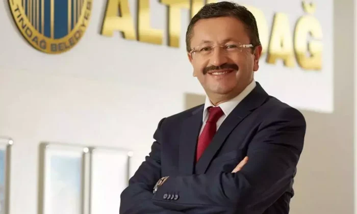 BAKAN YARDIMCISI TİRYAKİ İSTİFA ETTİ