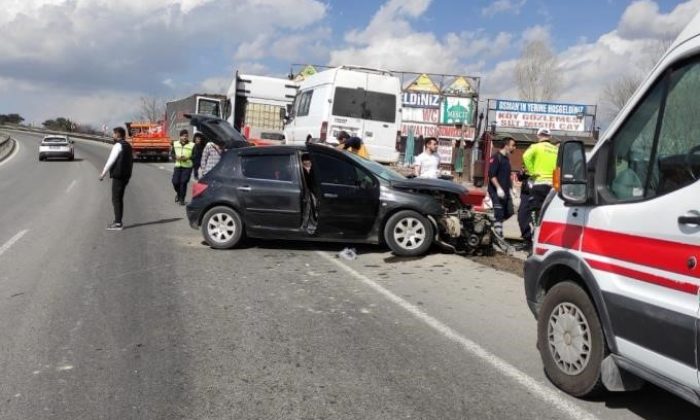 GEREDE’DE FECİ KAZA: 2’Sİ ÇOCUK 5 KİŞİ YARALANDI