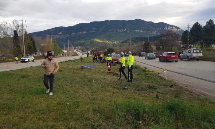 KARABÜK-GEREDE YOLUNDA FECİ KAZA: 4 ÖLÜ, 1’İ AĞIR YARALI