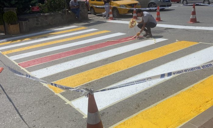 GEREDE’DE YAYA GEÇİTLERİ YENİLENDİ: YAYA ÖNCELİĞİNE DİKKAT ÇEKİLMELİ