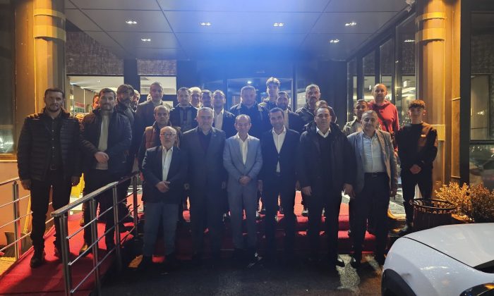 GEREDE’DE CHP’DEN MUHTAR VE ESNAFLARLA İSTİŞARE BULUŞMASI